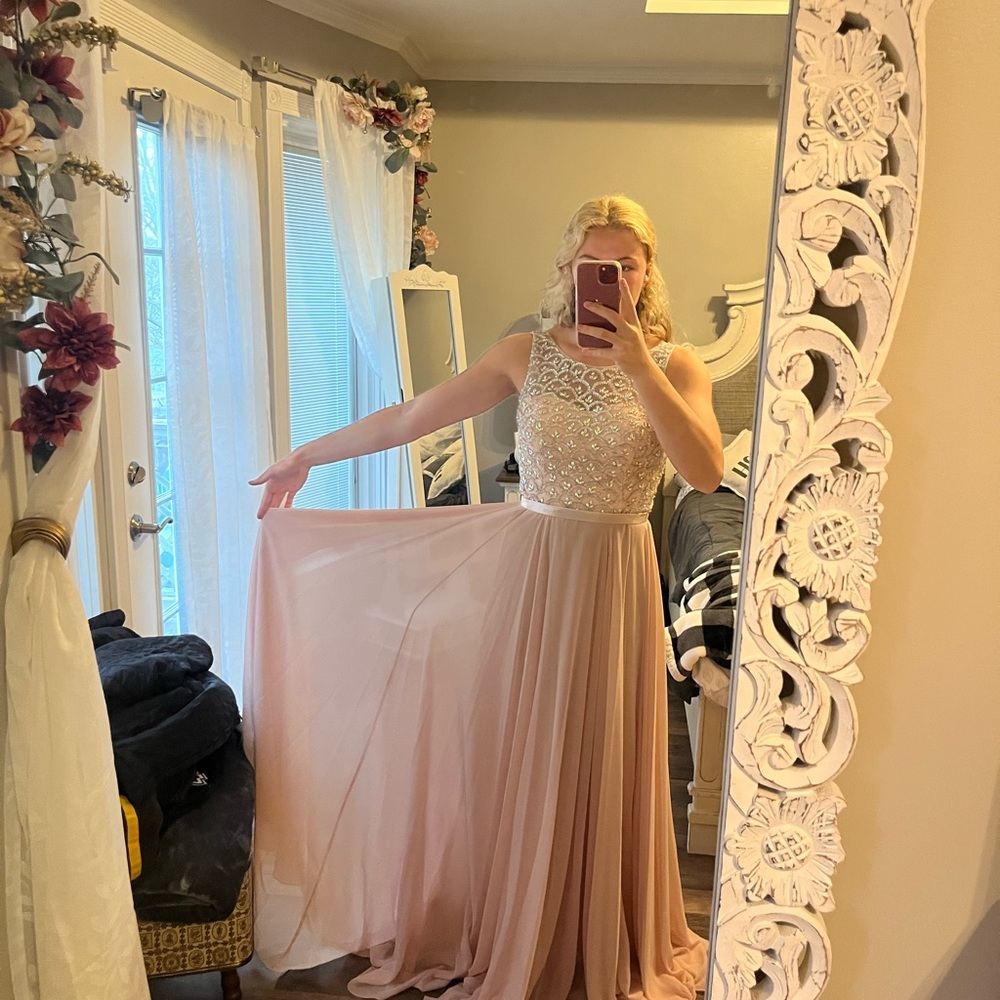 prom dress, light pink, sparkly, flattering
